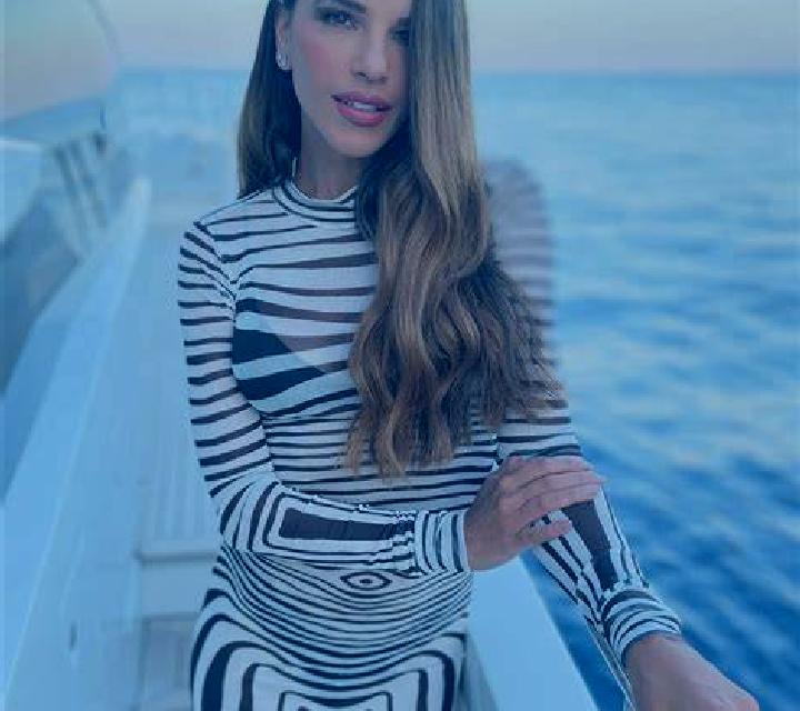 Mariana Iznalloz escort