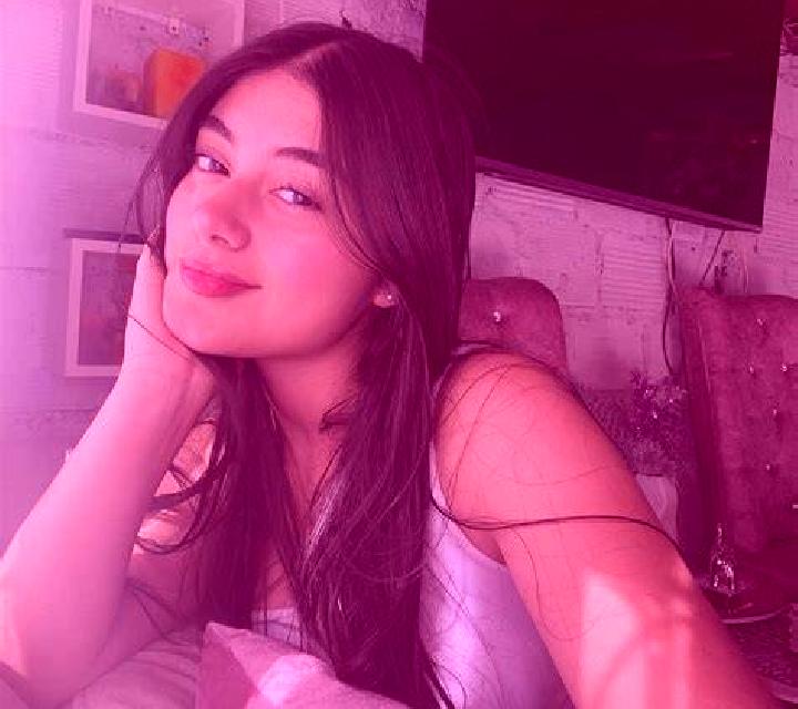 Mariana Ponteareas escort