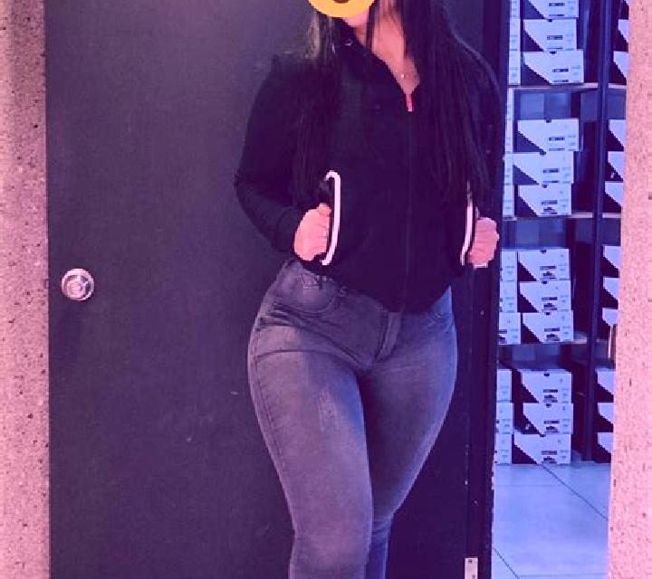 Marta 2 Ontur escort