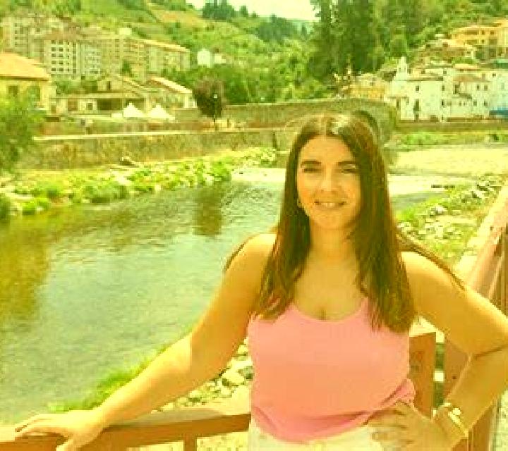 Marta 2 Vallibona escort