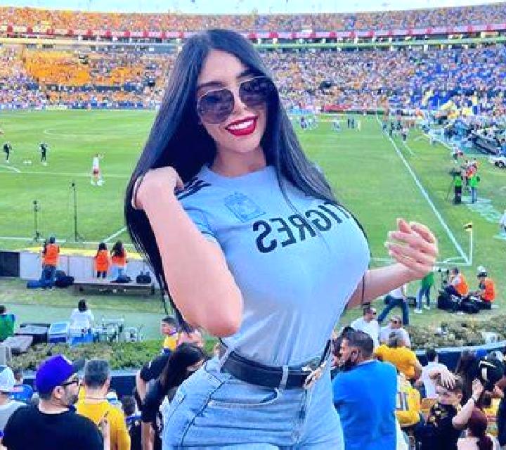 Martina 2 Camponaraya escort