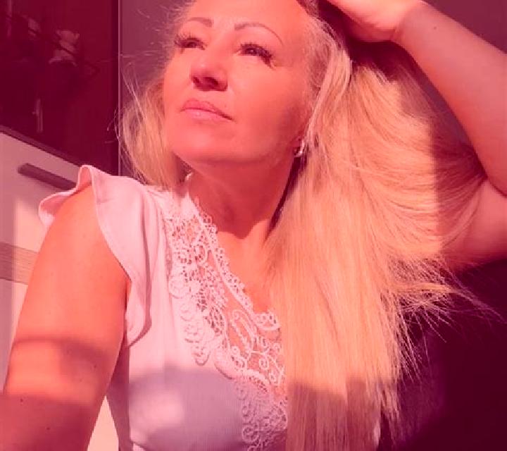 Martina Olazagutia escort