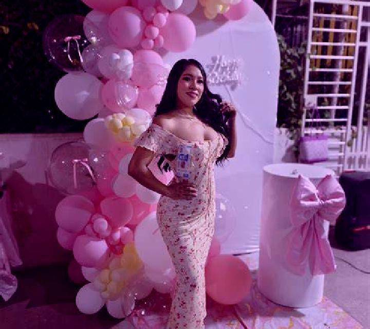 Miriam La Cuesta escort