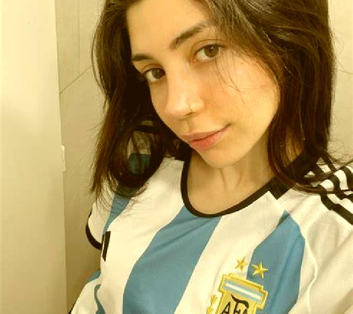 Nadia Alcudia escort