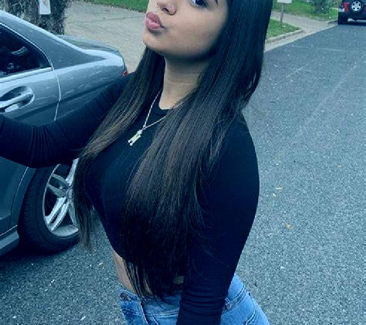 Nadia Encinasola escort