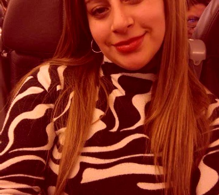 Ángela Almendra escort