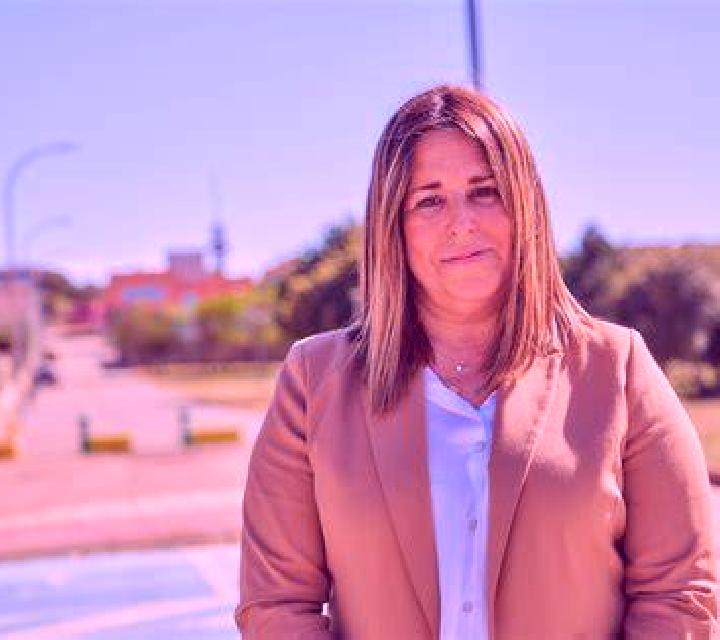 Ángela Castellnou de Bages escort