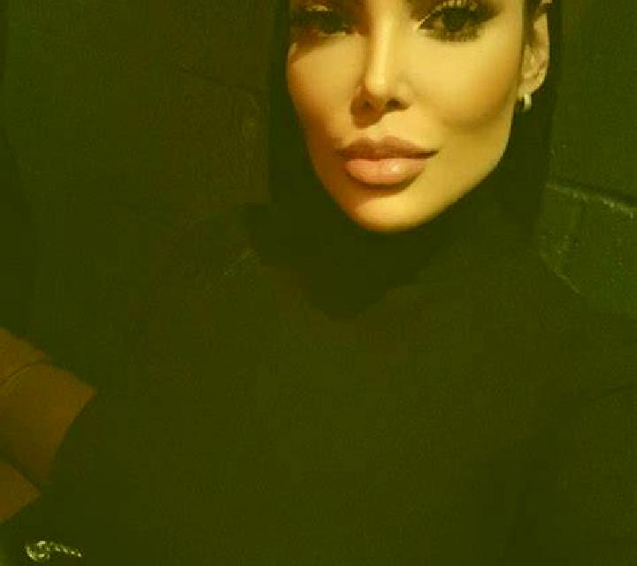 Noa Rojales escort