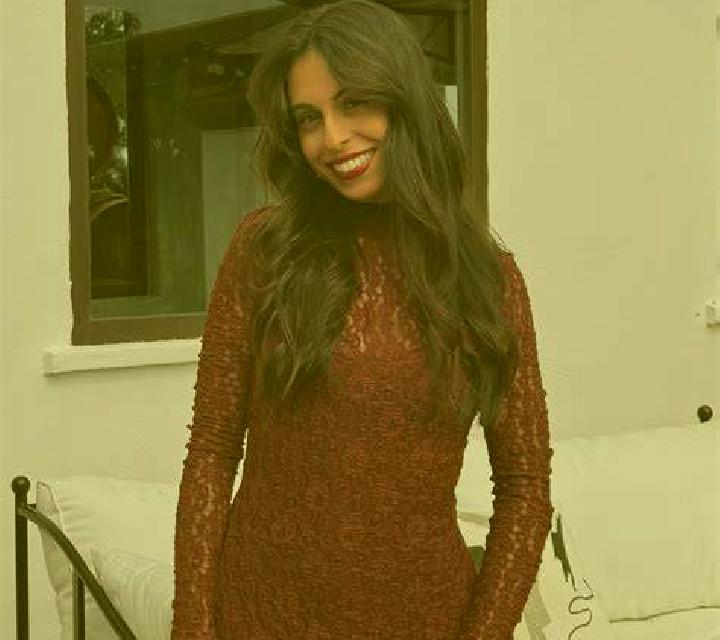 Nora 2 Driebes escort