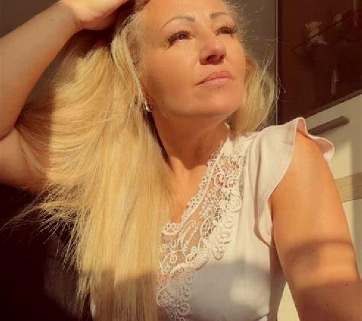 Nora 2 Fortaleny escort