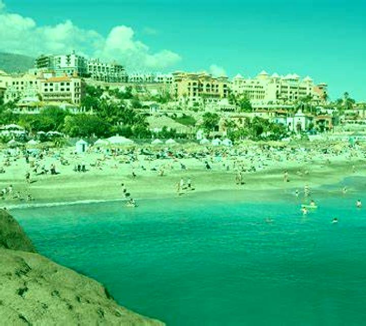 Nora 2 Premia de Mar escort