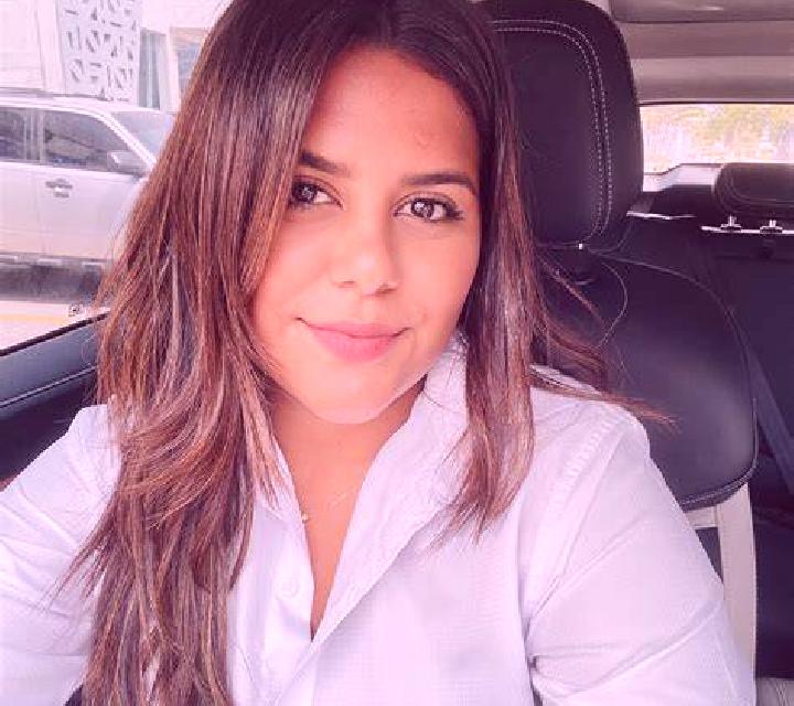 Nora Bogarra escort