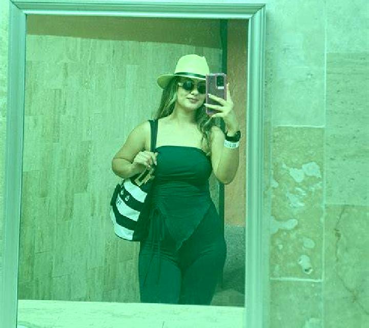 Olivia 3 Oliana escort