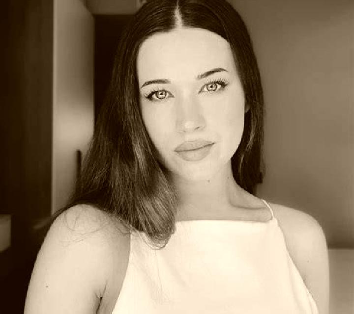 Patricia Alcudia escort