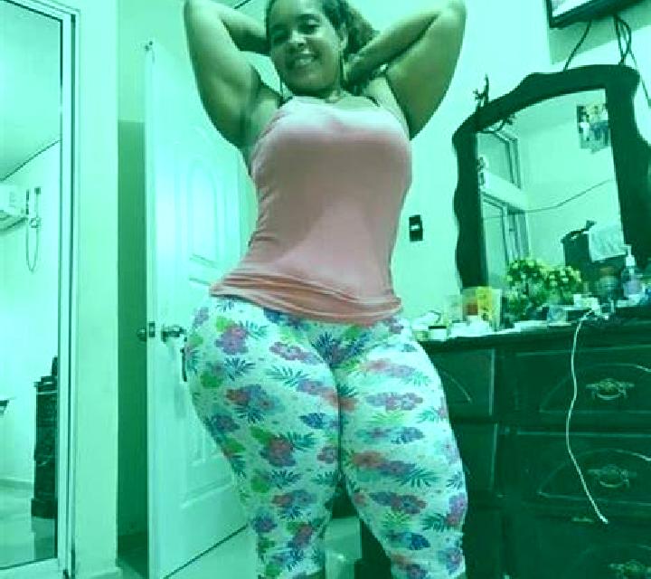 Paula 3 Suances escort
