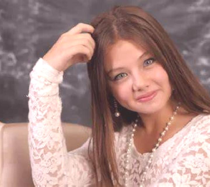 Paula Santa Maria del Val escort