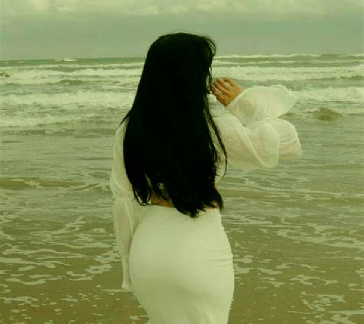 Renata Ballesteros escort