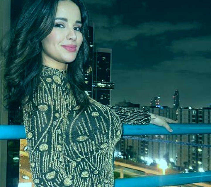 Renata Barcabo escort