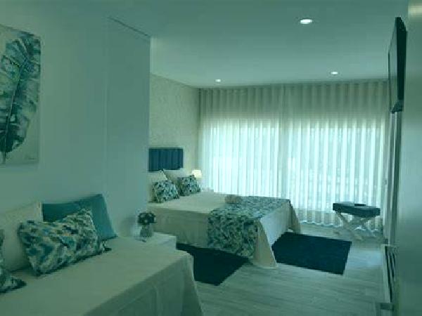 Renata Morana escort
