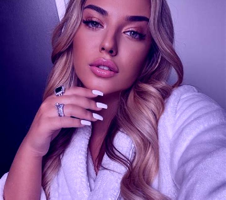 Rocío 3 Almendra escort