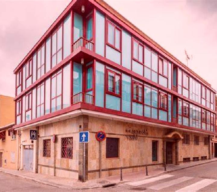 Rocío Casco Historico de Barajas escort