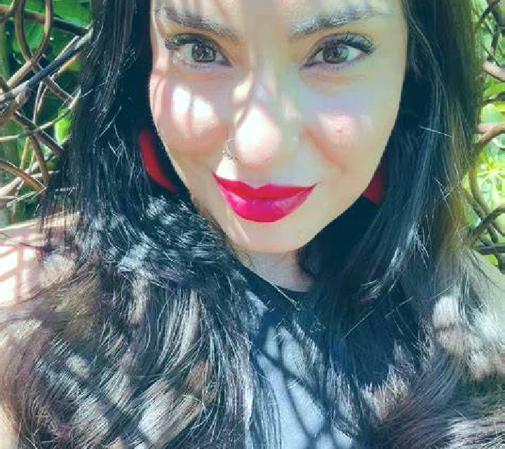 Salma Espadanedo escort