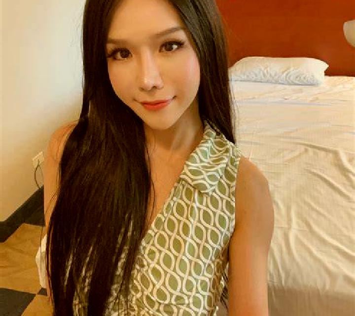 Sara Colmenarejo escort