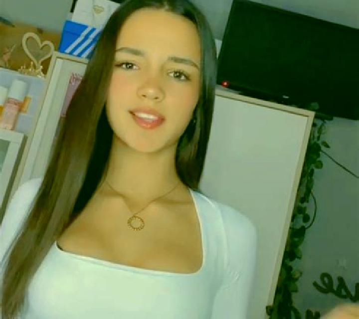 Sofía 2 Nambroca escort