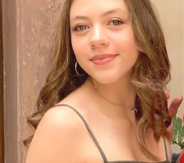 Sofía Purullena escort