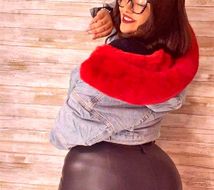 Valentina 2 Arenas escort