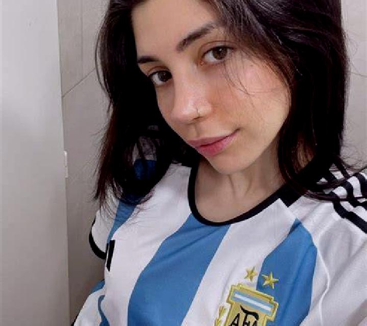 Valentina 3 Aguaron escort