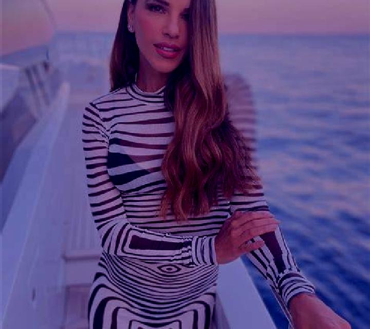Valentina Aledo escort