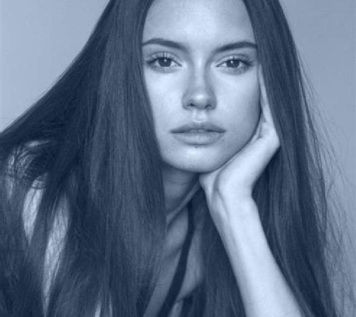 Valentina Arandilla escort