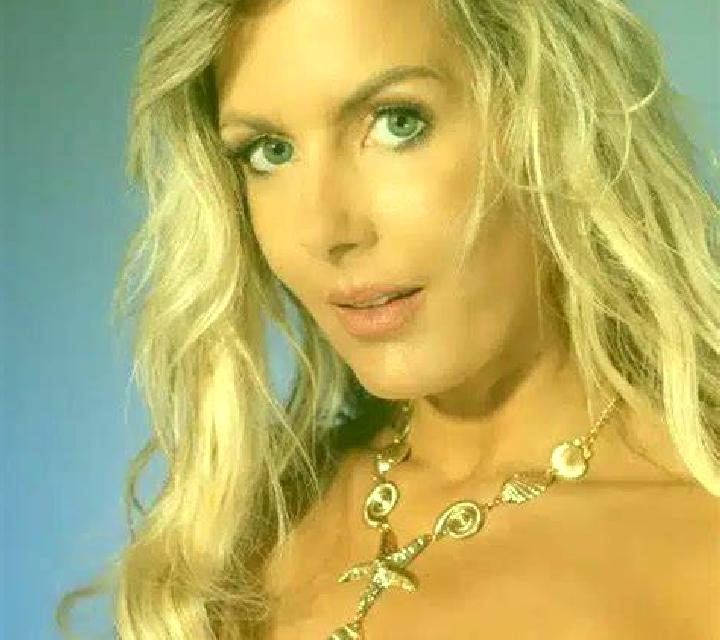 Valentina Bercial escort
