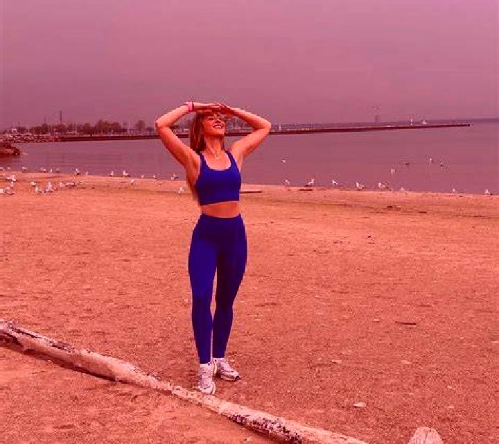 Vega Begues escort