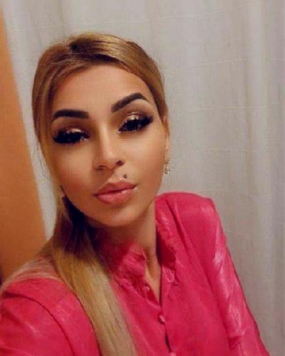 Yasmin 2 Fontscaldes escort