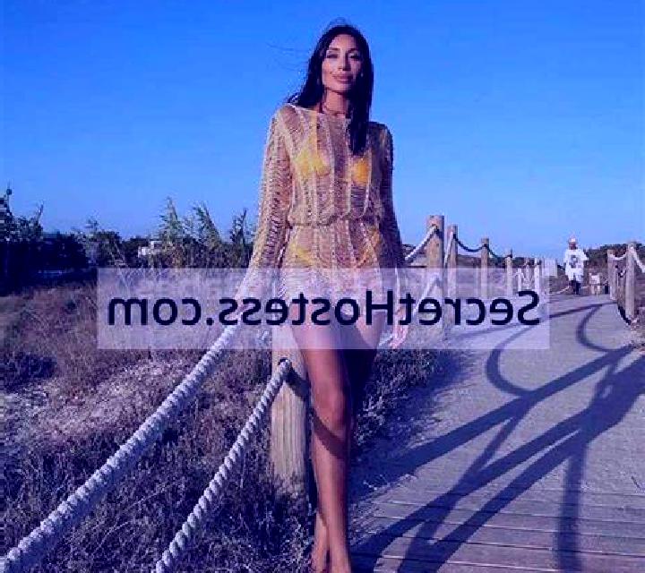 Zara 3 Castilleja de la Cuesta escort